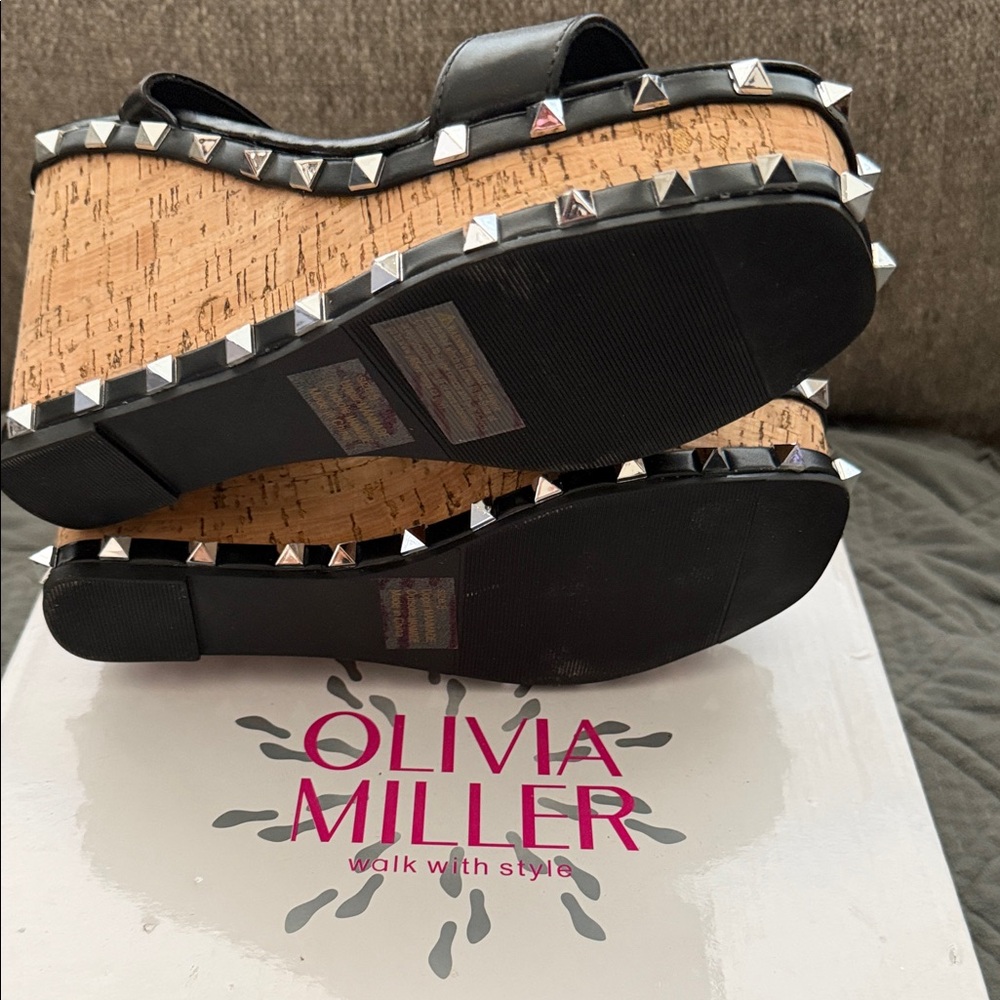 Olivia Miller NIB Black Cork Wedge Sandals with Stud Trim - Picture 6 of 7
